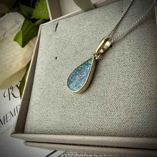9ct Yellow Gold Petite Teardrop Memorial Pendant