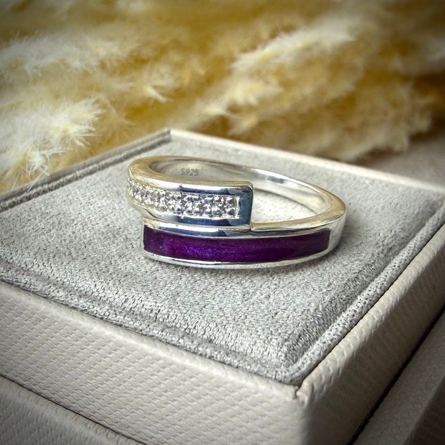 Sterling Silver Crystal Wrap Around Memorial Ring