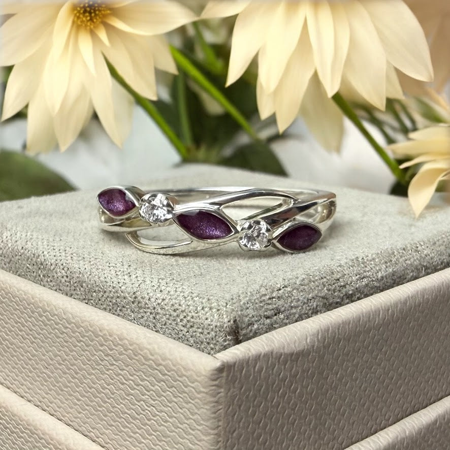 Sterling Silver Entwined Marquise Memorial Ring