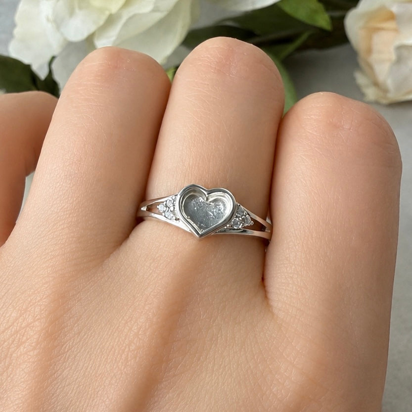 Sterling silver Double Crystal Heart Memorial Ring