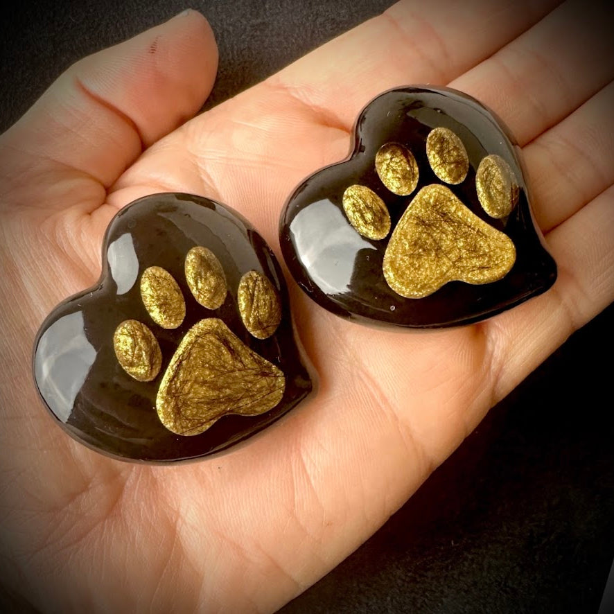 Wavy Heart Memorial Pebble