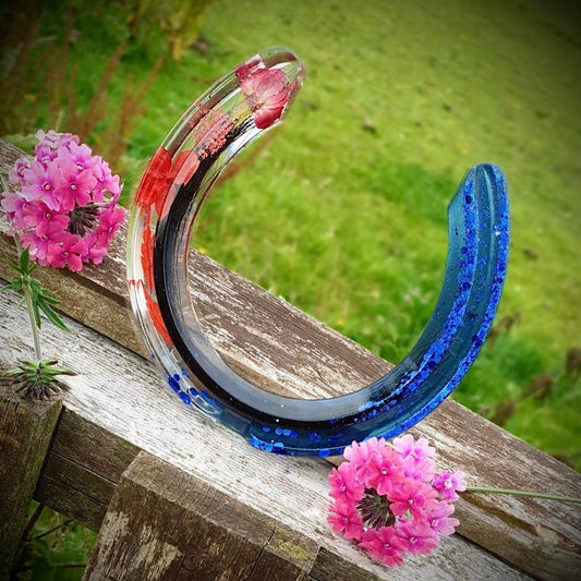 Single Horsehair / Ashes Memorial Horseshoe