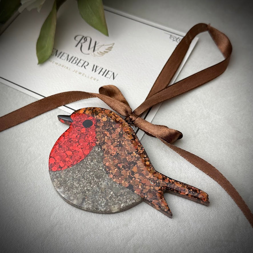 Large Robin Memorial Decoration