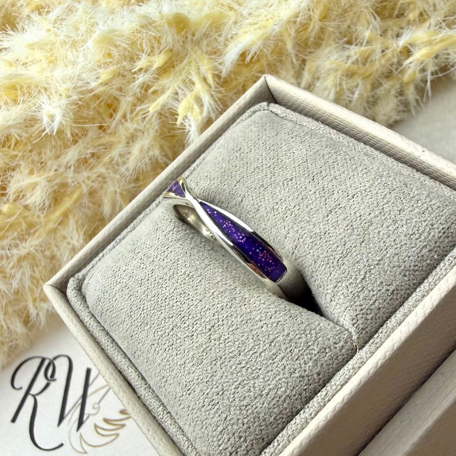 Sterling Silver Twist Memorial Ring