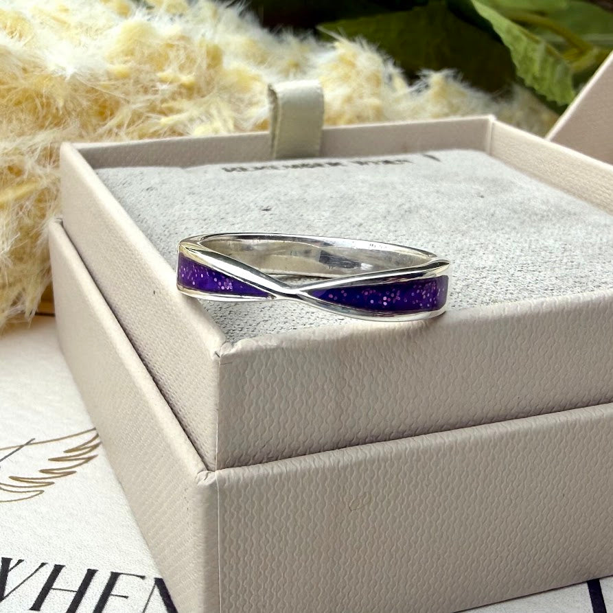 Sterling Silver Twist Memorial Ring