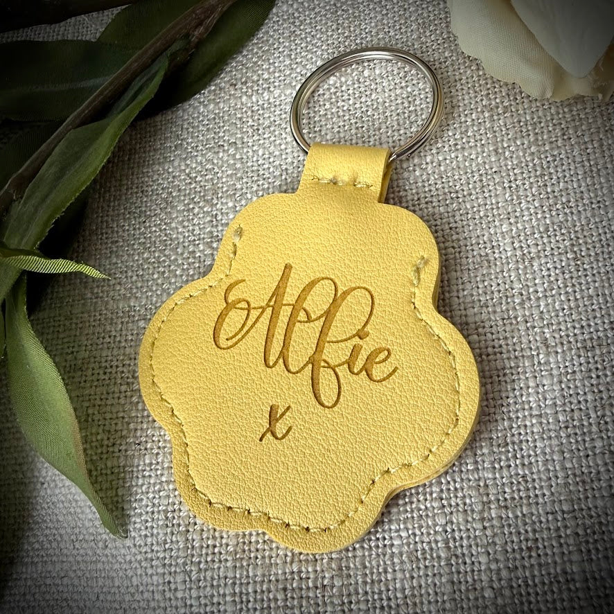 Engraved Coloured Paw Fur Keyring