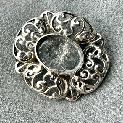 Sterling Silver Vintage Flower Memorial Brooch / Pin