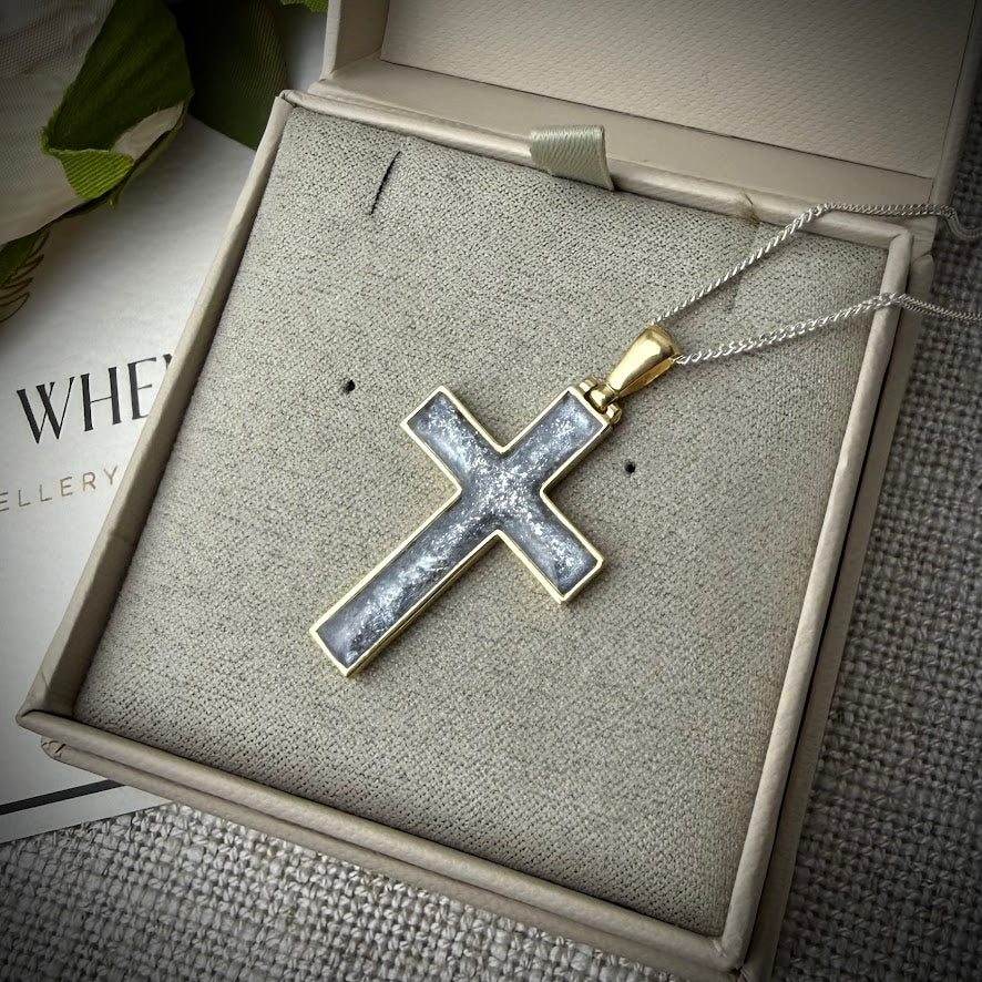 9ct Yellow Gold Cross Memorial Pendant