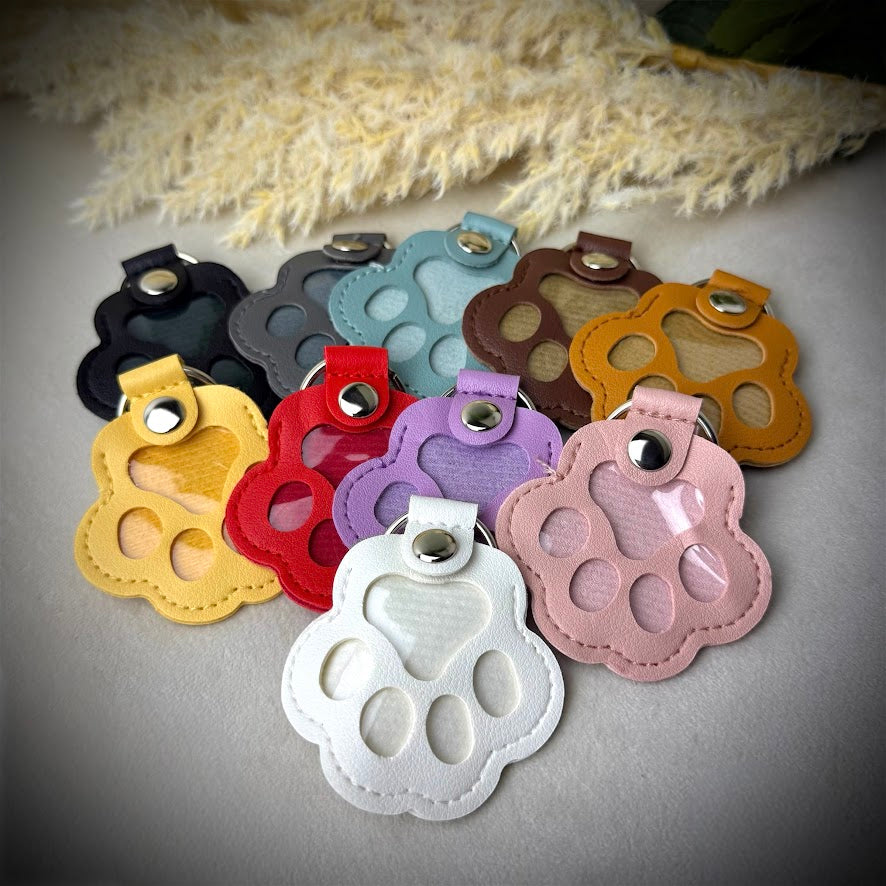 Engraved Coloured Paw Fur Keyring
