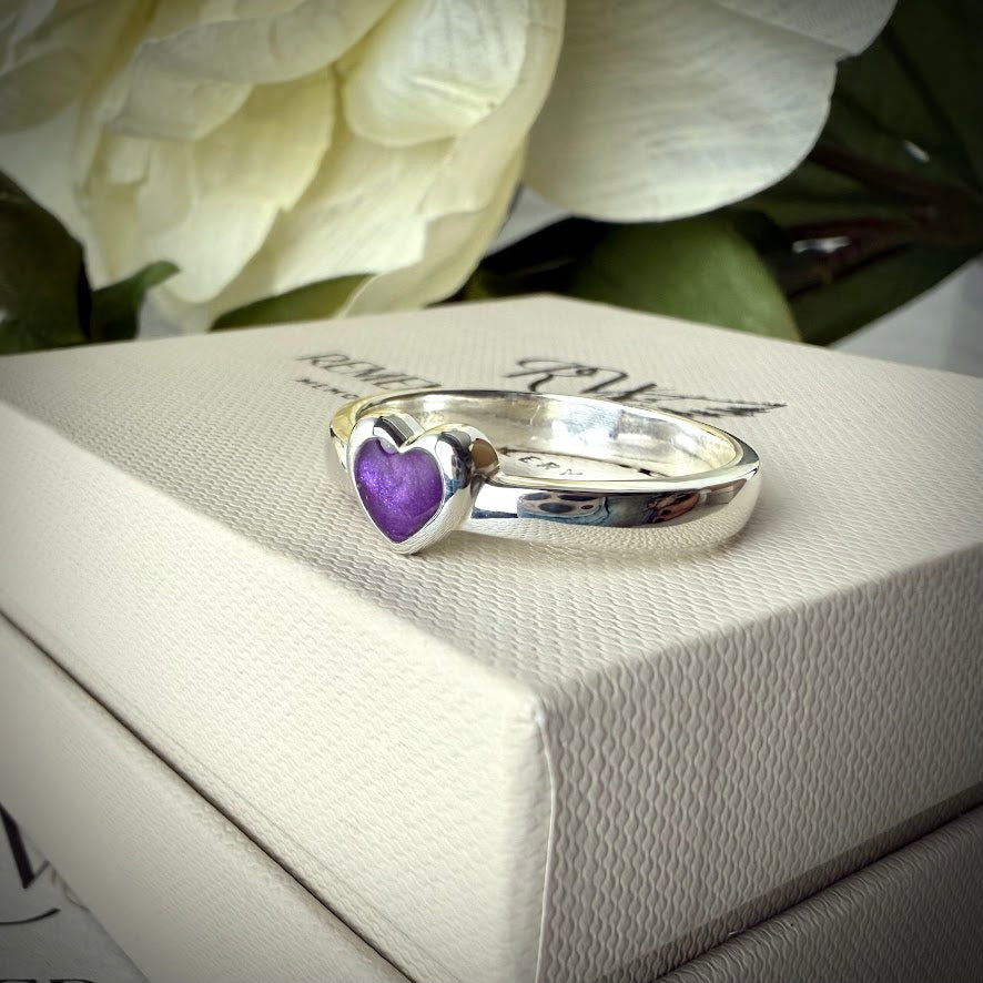 Sterling Silver Classic Heart Memorial Ring