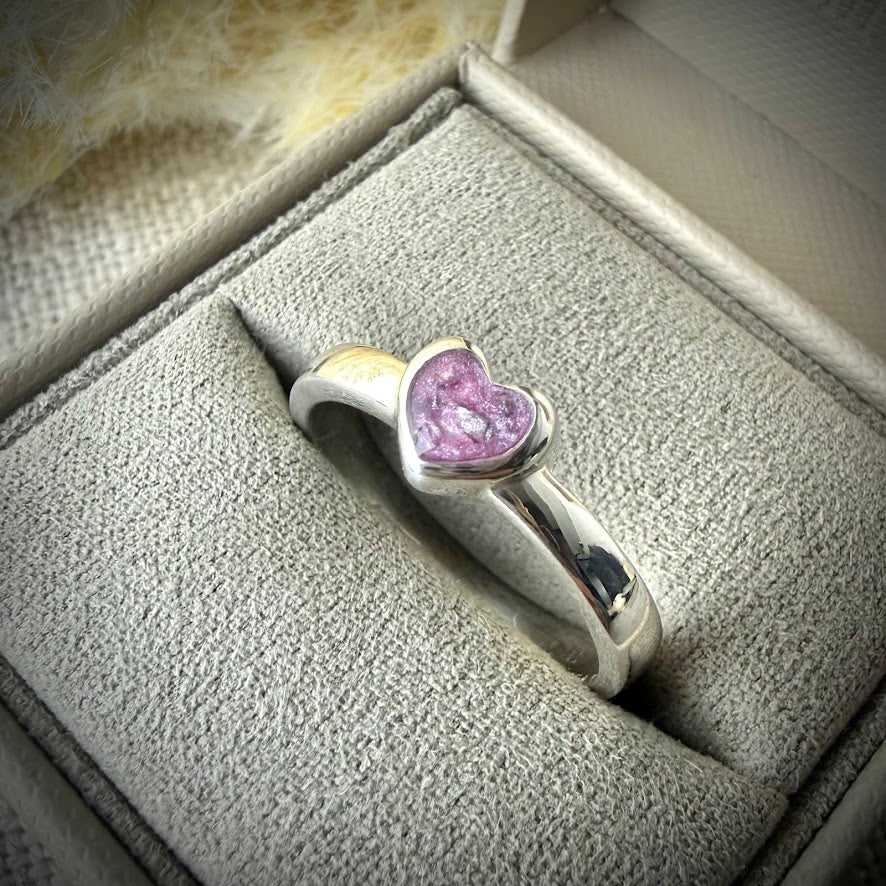 Sterling Silver Classic Heart Memorial Ring