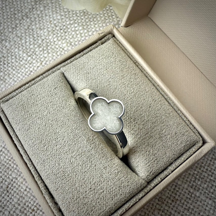 Sterling Silver Clover Memorial Ring