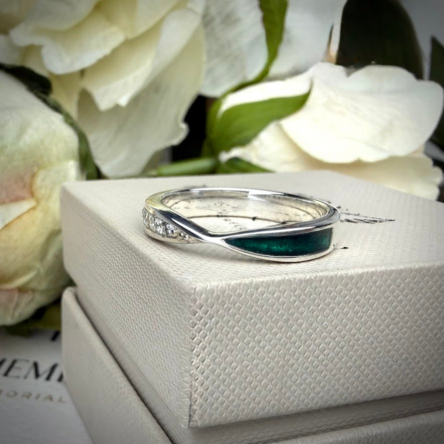 Sterling Silver Crystal Twist Memorial Ring