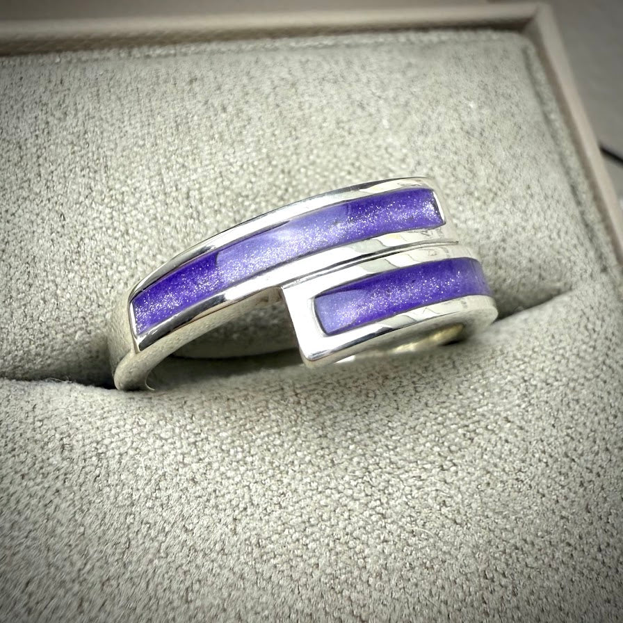 Sterling Silver Wrap around Memorial Ring