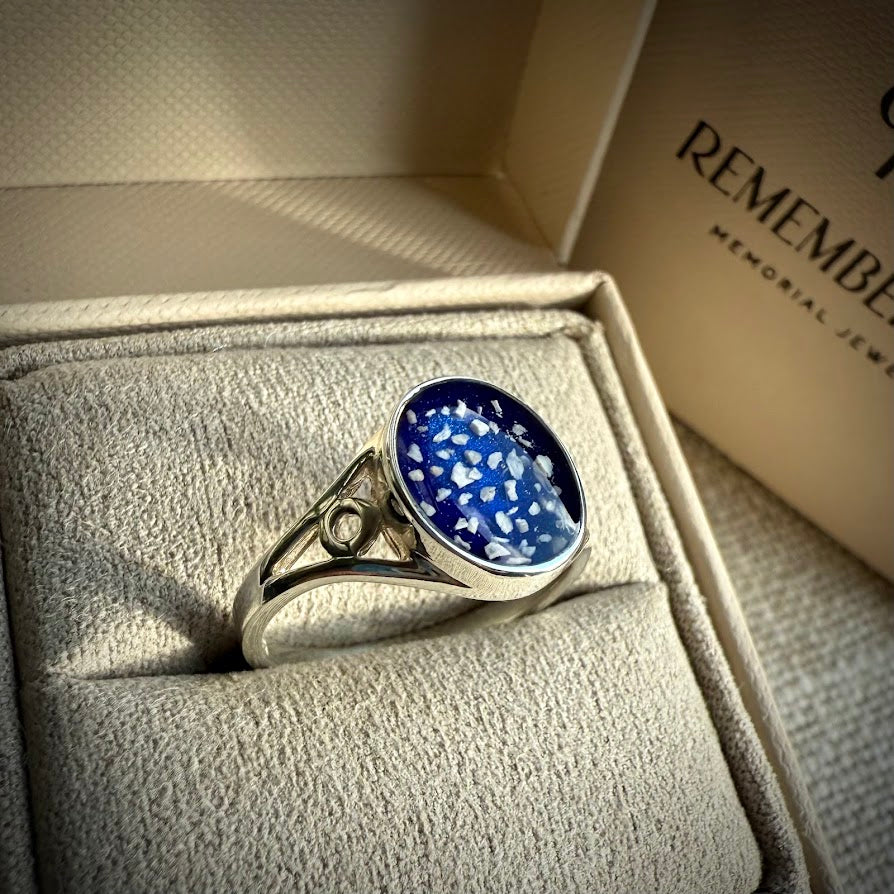 Sterling Silver classic Oval Memorial Ring