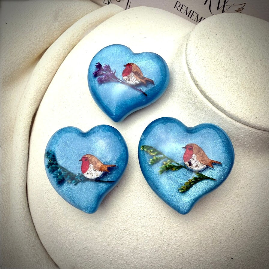 Wavy Heart Robin Memorial Pebble